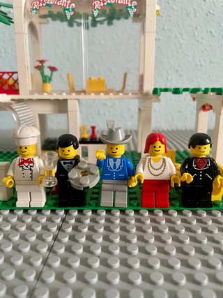 LEGO 6376 Breezeway Café