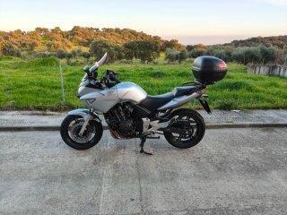 Honda CBF 600s Negra/Gris