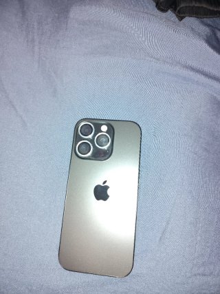 iPhone 16 pro negro