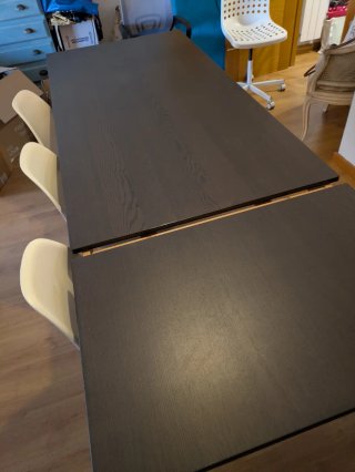 Mesa Comedor Extensible Ikea marrón 180 o 240 cm.