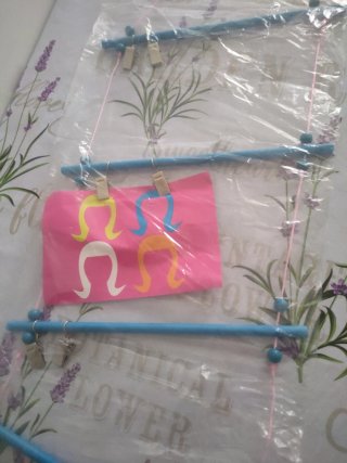 Colgador de fotos con pinzas
