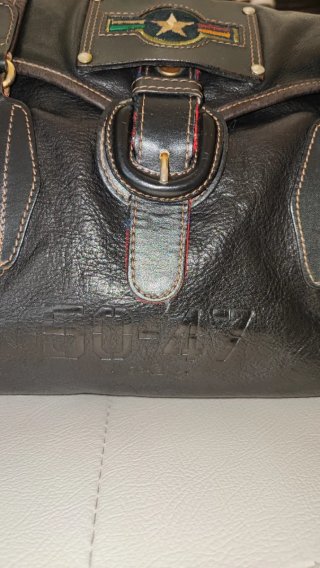 Borsa in pelle nera con dettagli multicolor