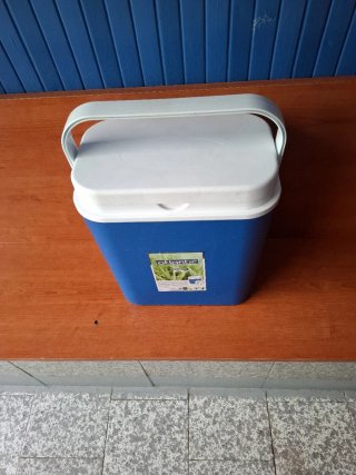 Nevera portátil 18L azul