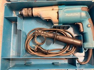Makita HP2051 Taladro Percutor Profesional 720W