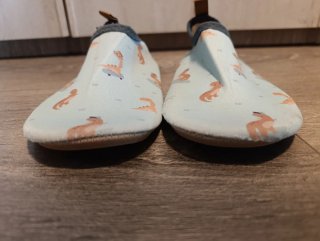 Escarpines Monekka Talla 26-27 Dinosaurios