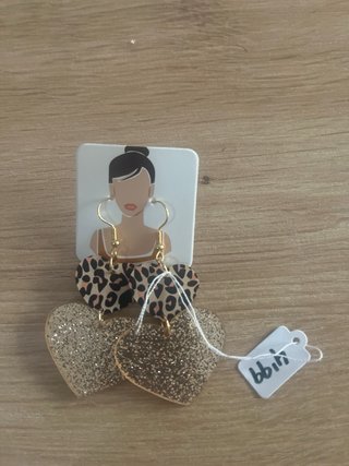 Pendientes Corazón Leopardo y Purpurina Dorada