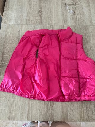 Chaleco acolchado rosa OVS talla 14-15
