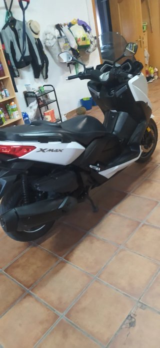 Yamaha XMAX 400 Scooter Automática