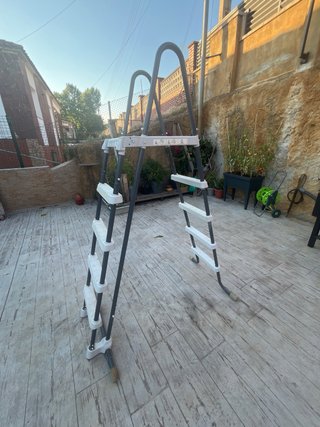 Escalera Piscina 5 Peldaños Desmontable