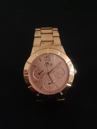Reloj Lotus Mujer Dorado y Rosa Multifunción