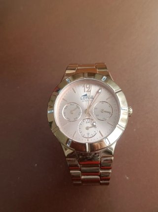 Reloj Lotus Mujer Dorado y Rosa Multifunción