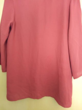 Blusa roja manga tres cuartos