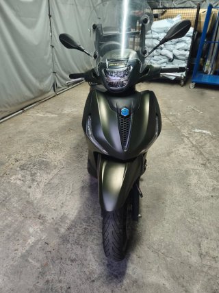 Piaggio Beverly 400 S Verde