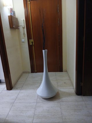 Jarrón blanco alto decoración
