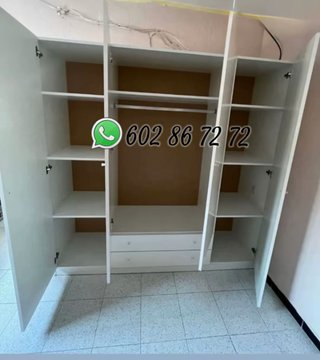 Armario con puertas 2m/ espejos aparte