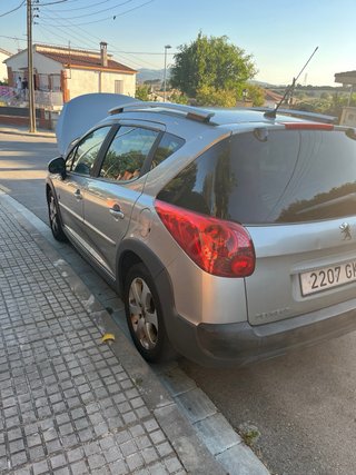 Peugeot 207 2010