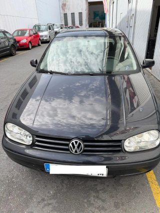 Volkswagen Golf 2003