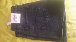 Falda vaquera corta negra Talla 42