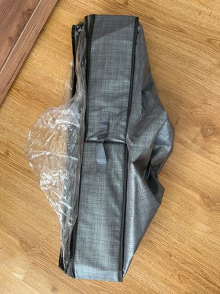 Organizador de plástico transparente y negro