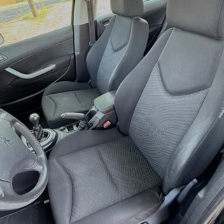 Peugeot 308 2010 Diesel con 100.000 kms + 1 prop