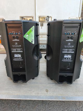Mackie Thump 15A  2 unidades