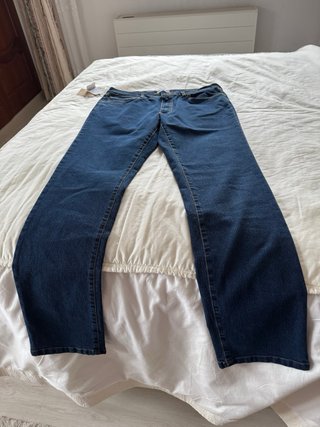 Pantalón Vaquero Mujer Largo Tiro Alto . A Estrena