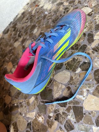 Botas de fútbol Adidas niño/niña Talla 36