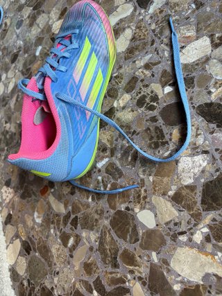 Botas de fútbol Adidas niño/niña Talla 36
