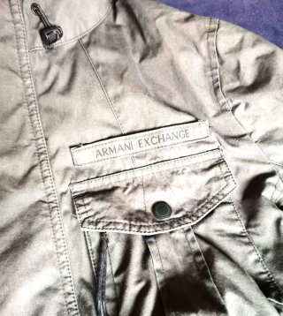 Cazadora 3/4 con capucha Armani Exchange original.