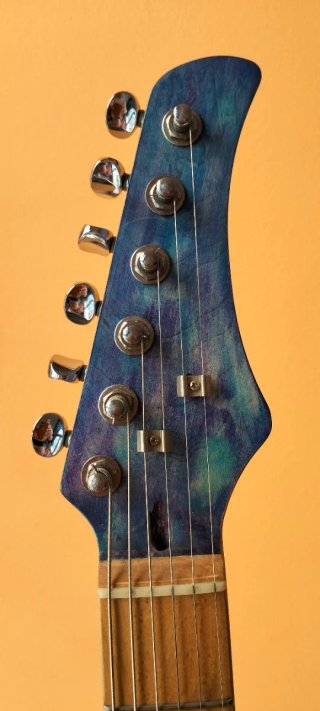 Guitarra Eléctrica hecha a Mano