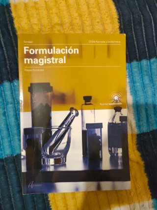 Libro Formulación Magistral CFGM Farmacia