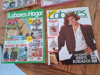 Lote de  10 revistas Labores del hogar