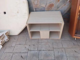 Mueble de baño de madera