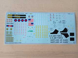 C-130J HERCULES MAQUETA ZVEZDA 1/72