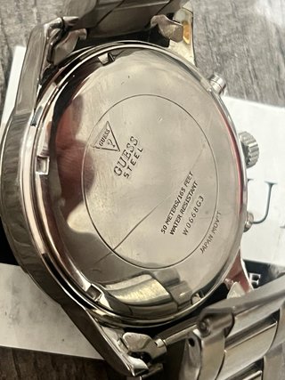 Reloj Guess Hombre Caja y Brazalete