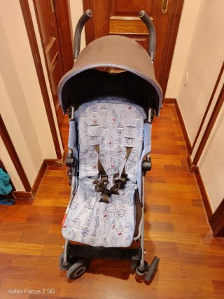 Silla de paseo Maclaren usada