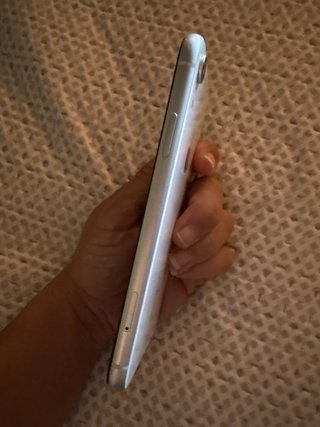 iPhone XR Apple