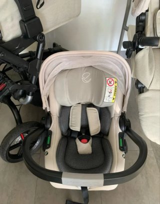 Carrito de bebé Jane con capazo y silla.