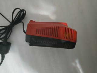 CARGADOR HILTI Li-ion CPC