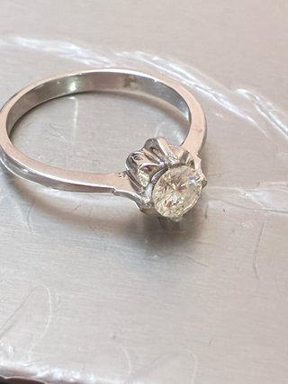 Anillo Oro 18k Diamante Natural 0.83ct