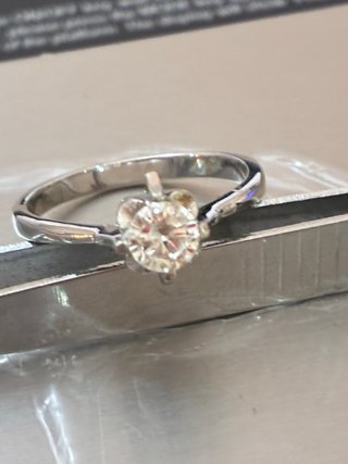 Anillo Oro 18k Diamante Natural 0.83ct