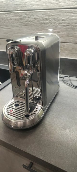 Nespresso Creatista Plus Macchina Caffè