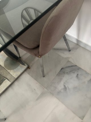 Juego de 4 Sillas de Comedor Gris.Semi nuevas.