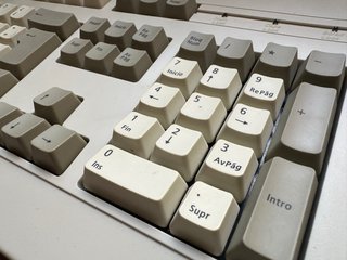 Teclado Mecánico Fujitsu FSK-105W Español Vintage