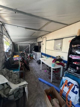 Caravana + avancé + cocina+ equipada en Pals Giron