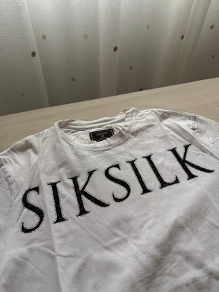 Camiseta SikSilk Blanca Ancha