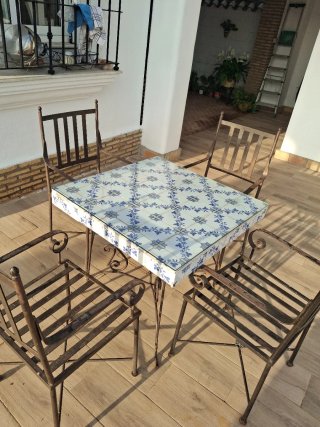 Mesa y 4 Sillas Hierro Forjado Exterior