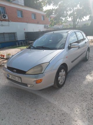 Ford Focus 2000