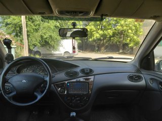 Ford Focus 2000