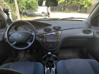 Ford Focus 2000